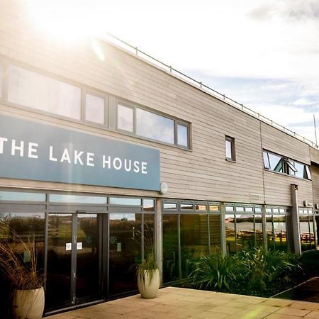 The Lake House Waterloo ภายนอก รูปภาพ